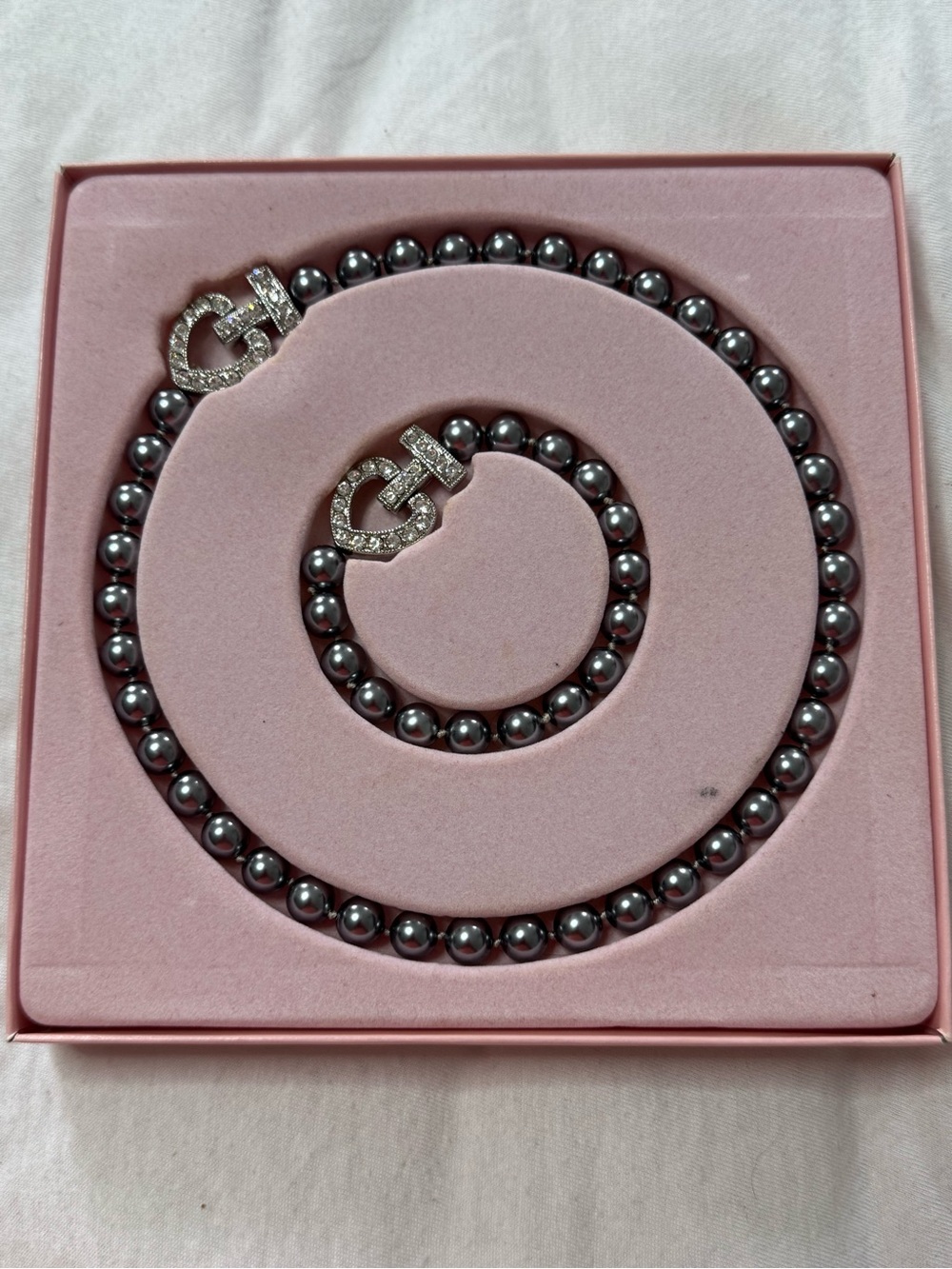Elegant Hematite Bead Necklace and Bracelet Set with Crystal Clasp